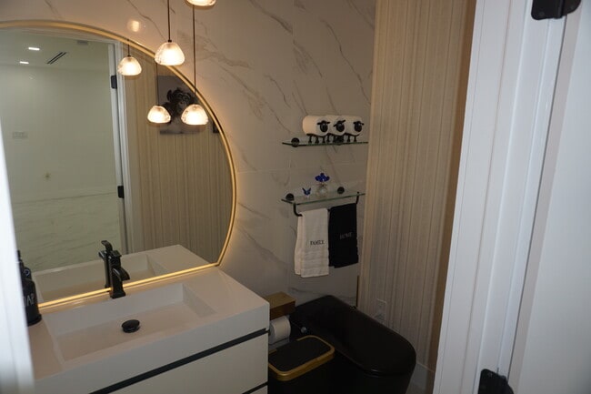 Building Photo - 15614 SW 110th Terrace