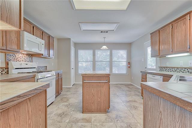 Building Photo - 404 Faircloud Ln