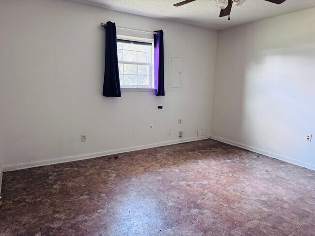 Building Photo - 59 Groner St