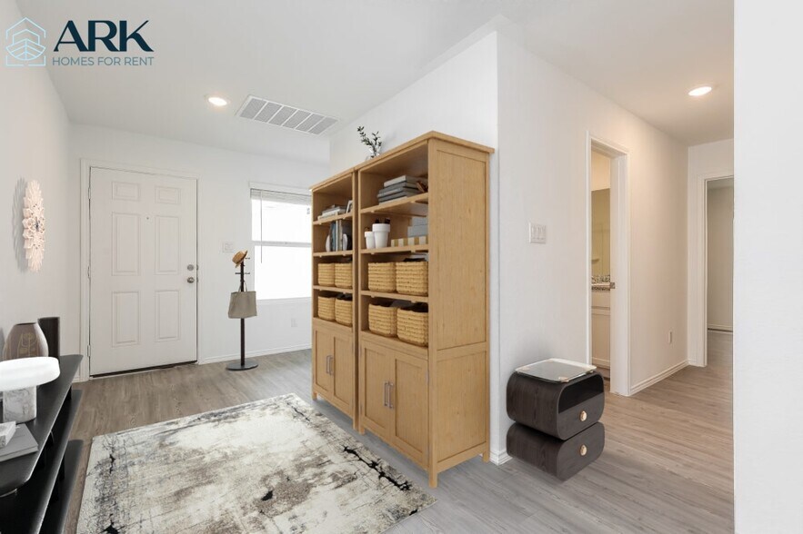 Building Photo - 4239 Southton Mere