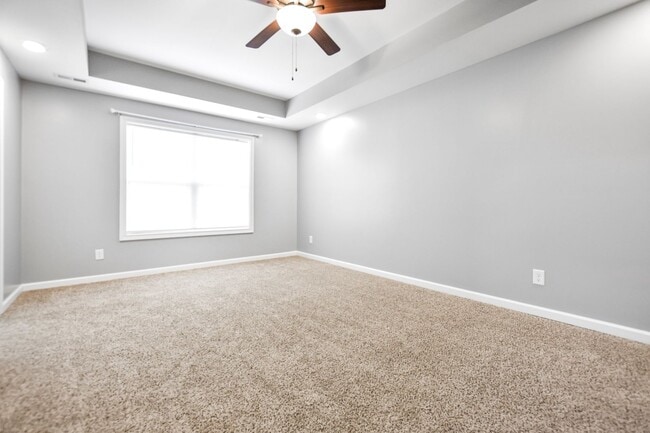 Building Photo - Pet Friendly Three Bedroom!