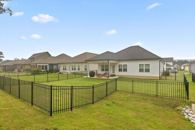 Building Photo - 7142 Tailgate Lp