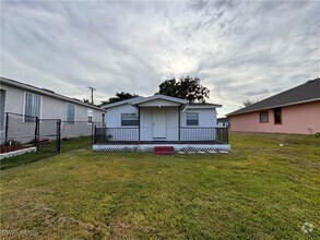 Building Photo - 15344 Wall Dr