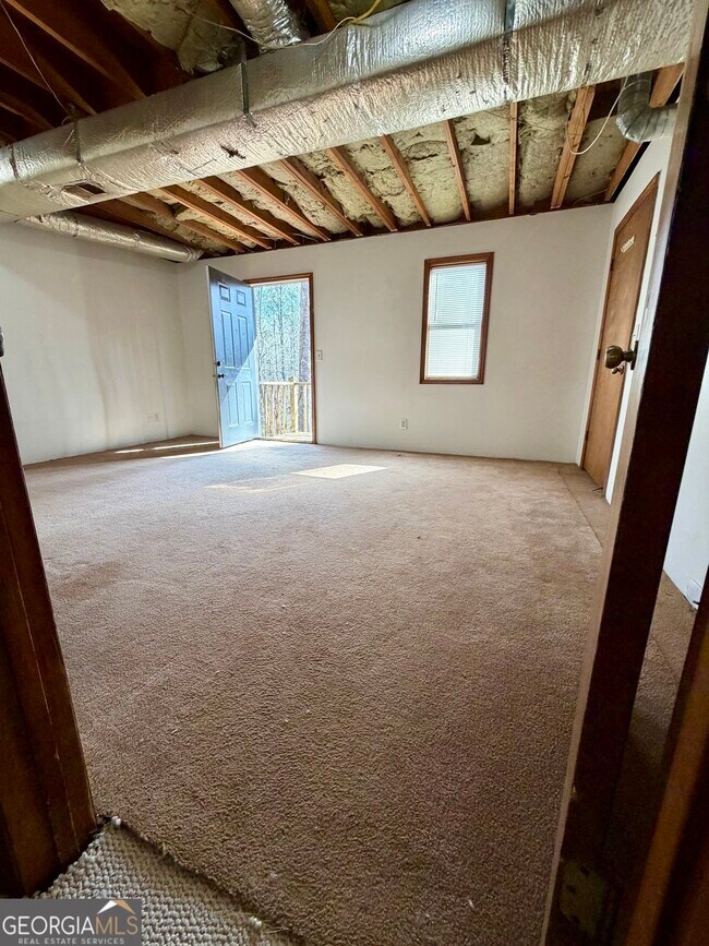 Building Photo - 6206 Westridge Trce