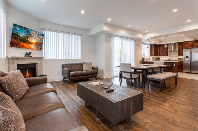 4 bedroom living room - Chalmers Luxury Condos - Fully Furnished