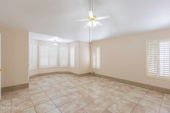 Building Photo - 2266 Nancy McDonald Dr