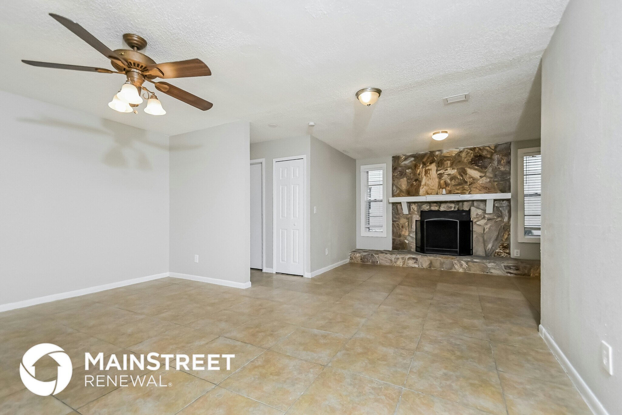 Building Photo - 1110 Londonwood St