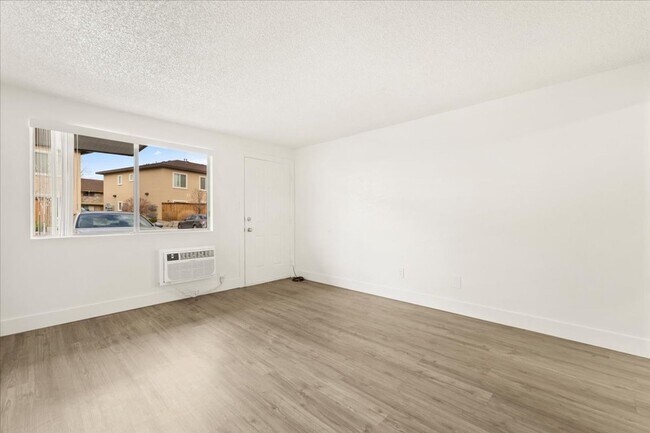 Interior Photo - Bella Lago Village