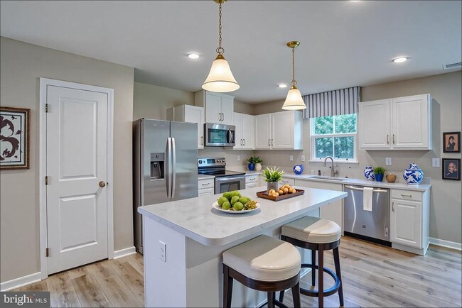 Building Photo - 99 Galena Rd