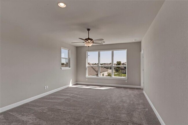 Building Photo - 3901 Tavarez St