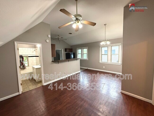 Building Photo - 2804 N Palmer St