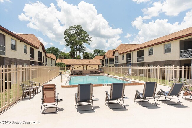 Building Photo - 3059 Sir Hamilton Cir
