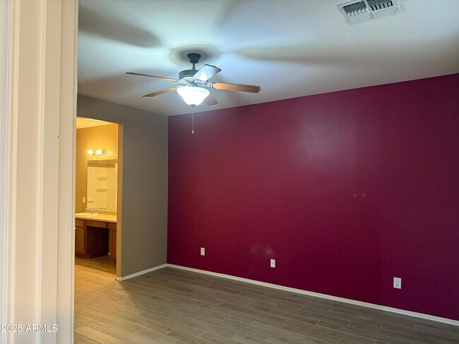 Building Photo - 6826 W Charter Oak Rd