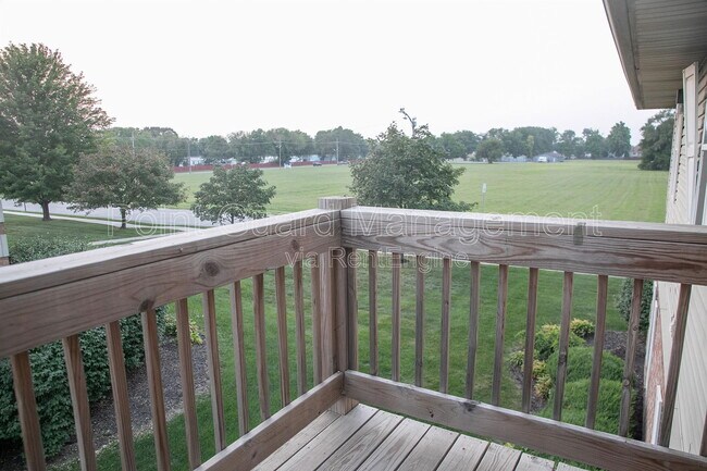 Building Photo - 1005 Ave K Ave