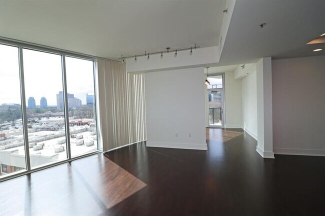 Building Photo - 4561 Olde Perimeter Way