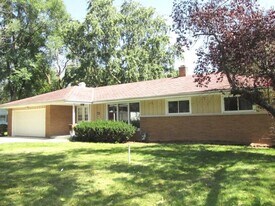 Building Photo - 11638 N Bobolink Ln