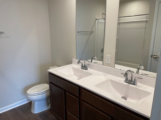 Building Photo - New Construction -3 Bedroom, 2.5 Bathroom Townhouse in  Anderson Farm Townhomes  Calabash