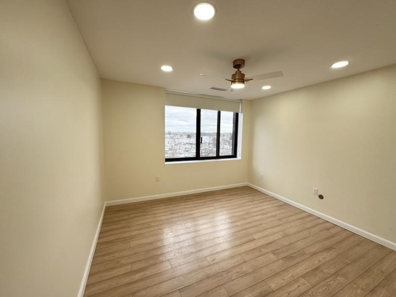 Bedroom - 1004 Paradise Rd