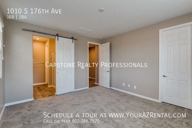 Building Photo - 1010 S 176th Ave