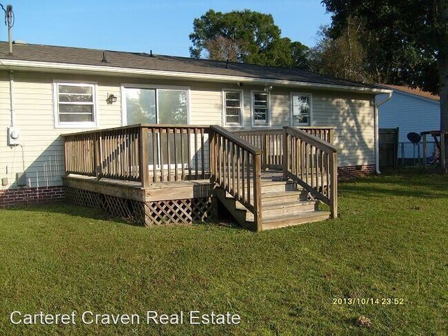 Building Photo - 3 br, 1.5 bath House - 103 Forest View Dr