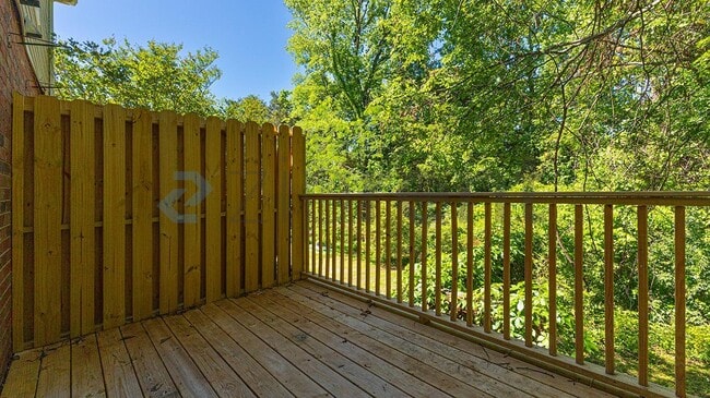 Building Photo - 626 Netherlands Dr