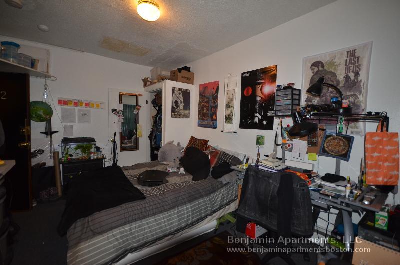 Building Photo - 28 S Huntington Ave