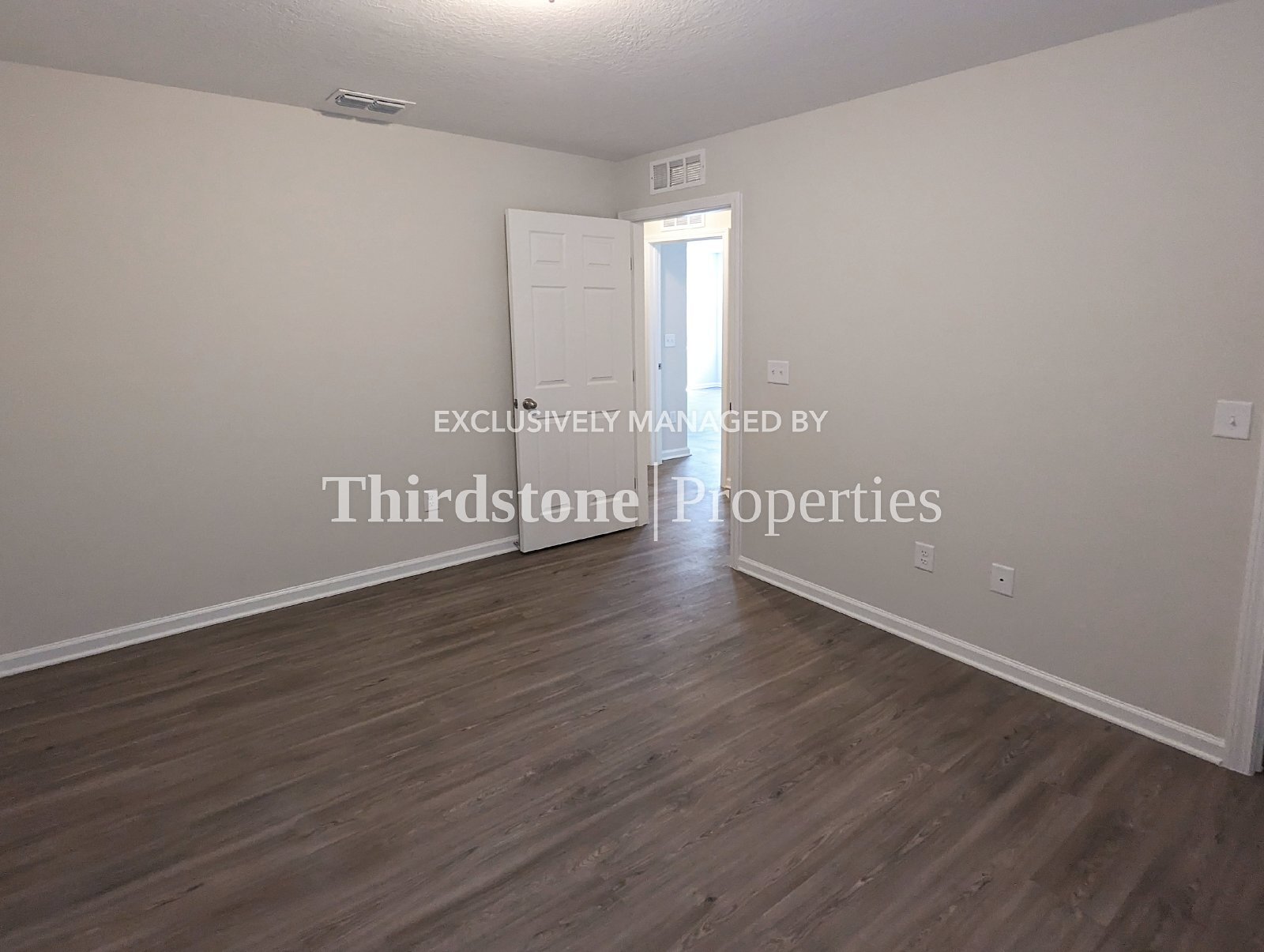 Building Photo - 938 Ardoon St