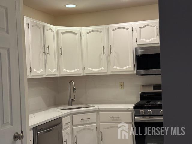 Building Photo - 31 Gate House Ln