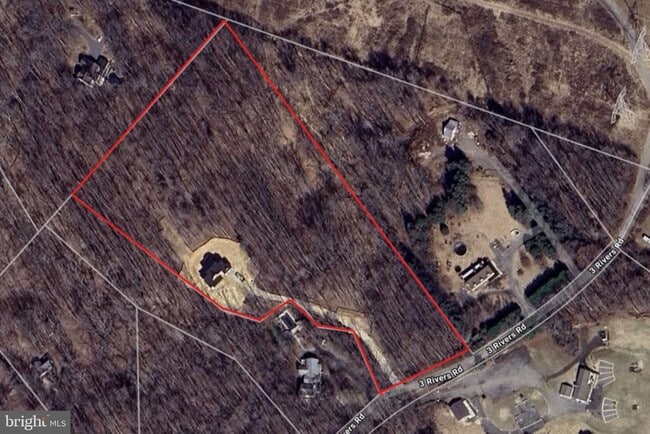 Building Photo - 204 3 Rivers Rd