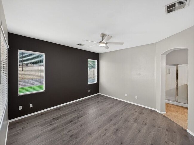 Building Photo - Single level, 4 bed 2 bath in Gilbert