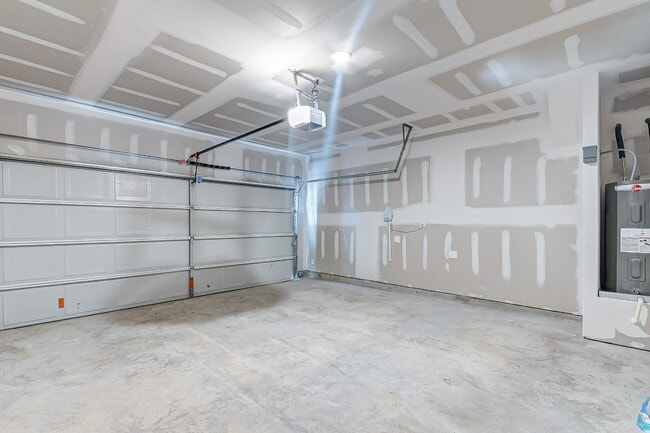 Building Photo - 17610 Calabash Dr