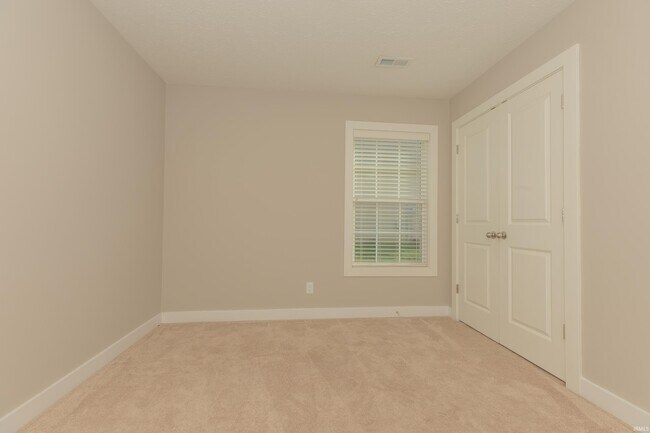 Building Photo - 9809 Massey Dr