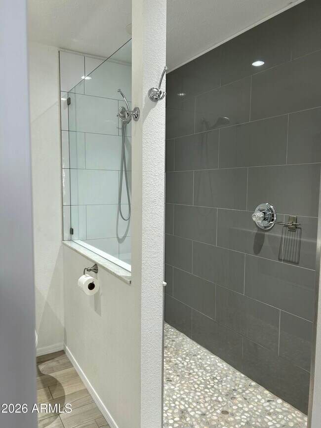 Building Photo - 3216 W Mark Ln