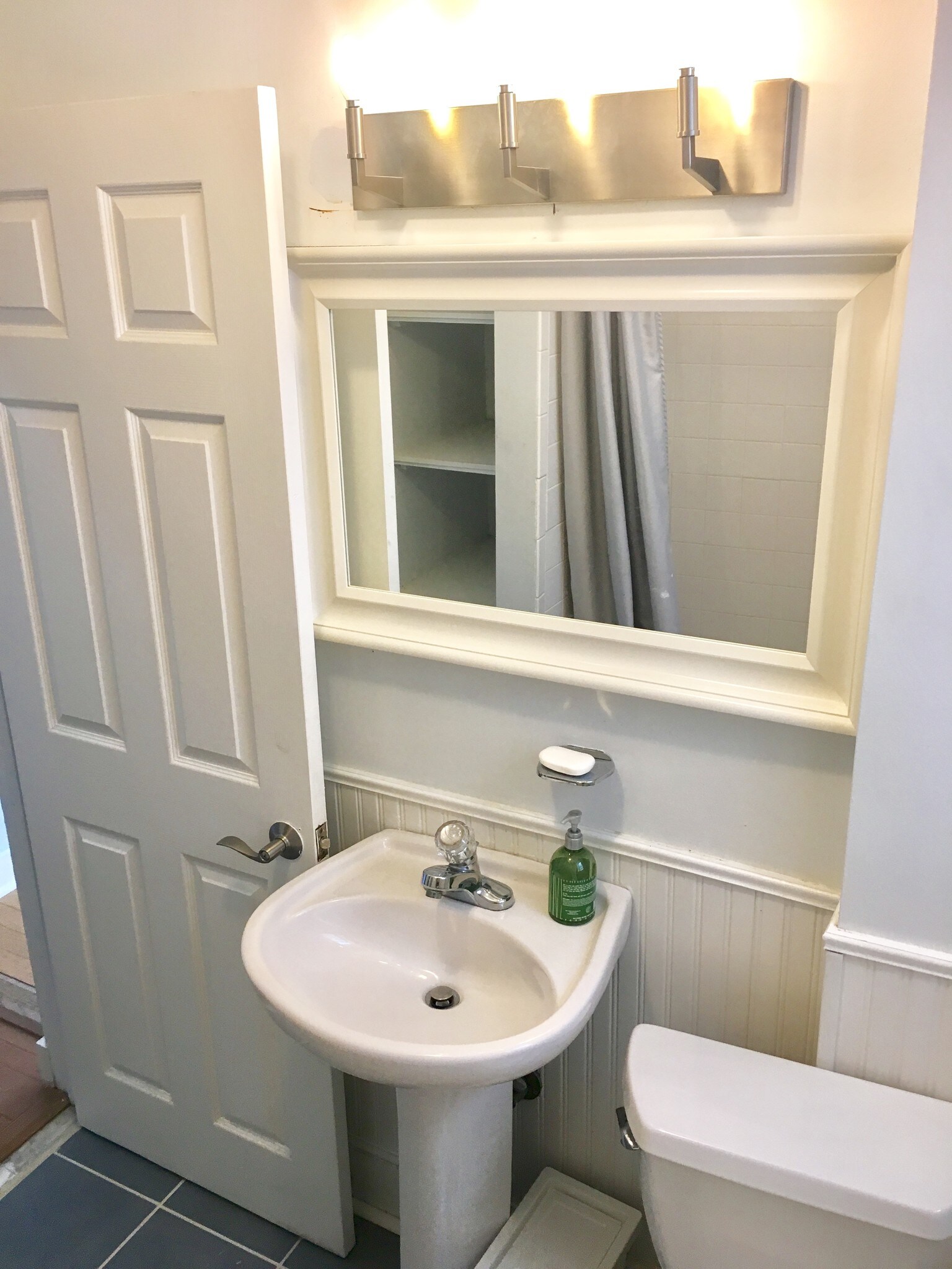 Building Photo - 90 Waldo Ave