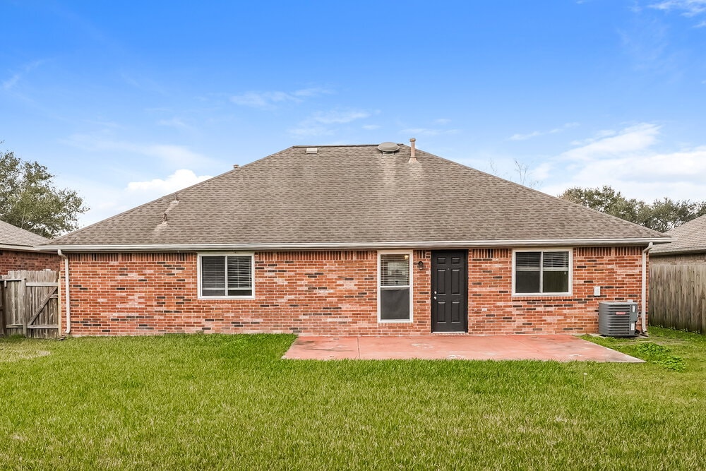 Building Photo - 216 Green Isle Ave