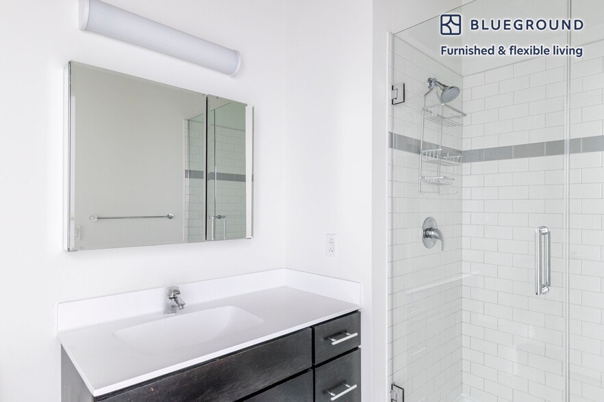 Building Photo - 601 W Jackson Blvd