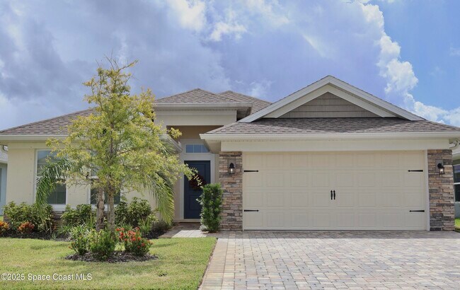 Primary Photo - 1654 Middlebury Drive