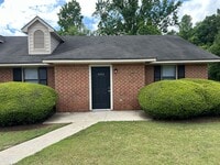 Building Photo - 1041/1043 Cantrell Ln