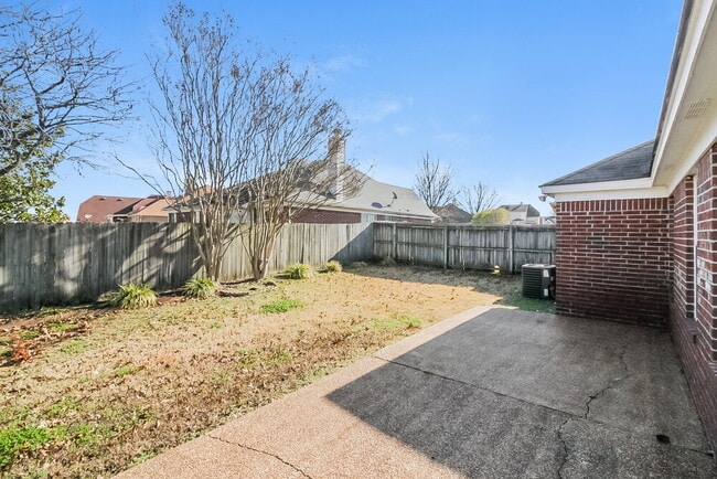Building Photo - 4514 Lunsford Dr
