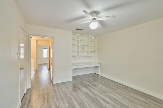 Building Photo - 2308 Winrock Blvd