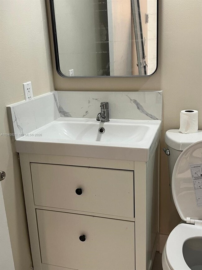 Building Photo - 10801 SW 109th Ct