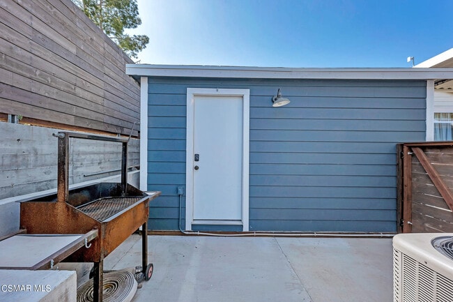 Building Photo - 30473 Mulholland Hwy