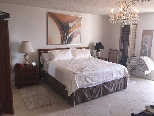 Building Photo - 3003 S Atlantic Ave