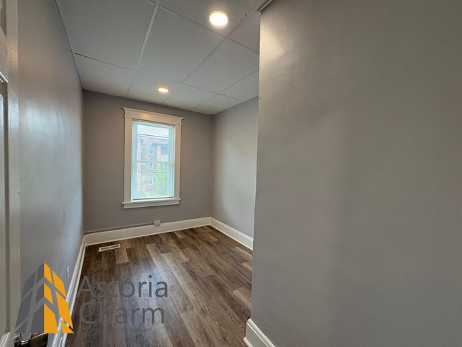 Building Photo - Spacious 4-Bed Move-In Ready Home in Balti...