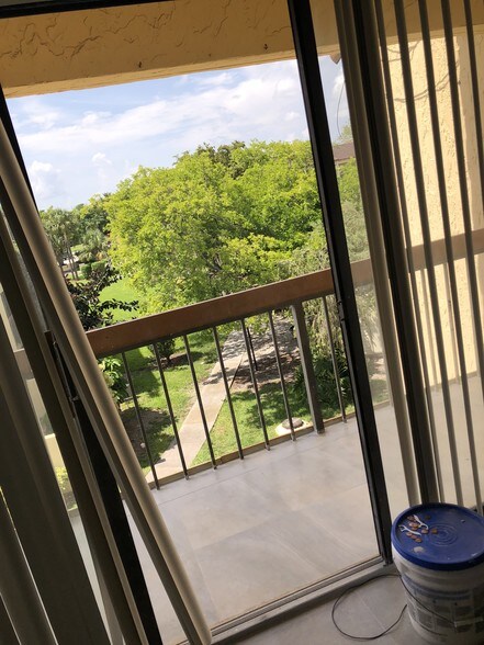 Building Photo - 7795 Grande St