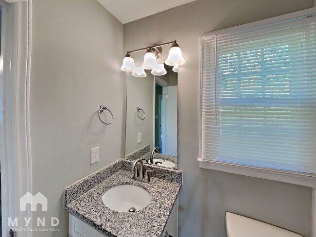 Building Photo - 3621 Firestone Dr