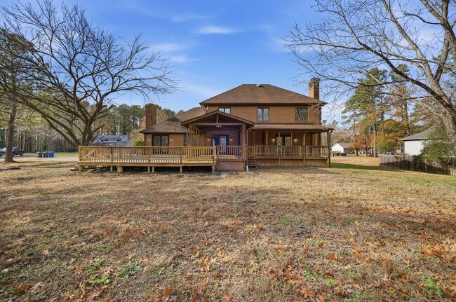 Building Photo - 9 Rhodelia Ln