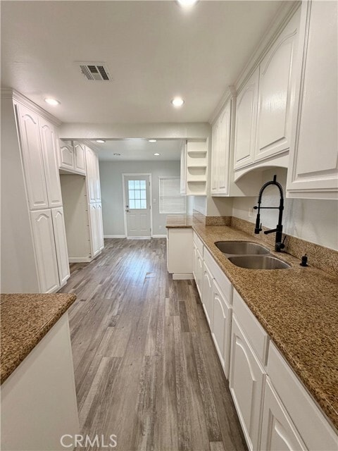 Building Photo - 10264 Foster Rd