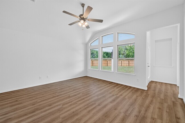 Building Photo - 6214 Severson Lake Ct