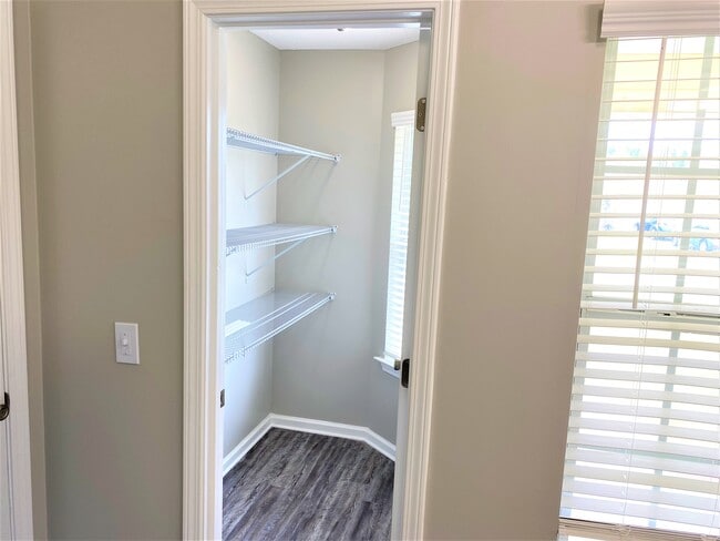 Building Photo - 144 Berwick Lakes Blvd